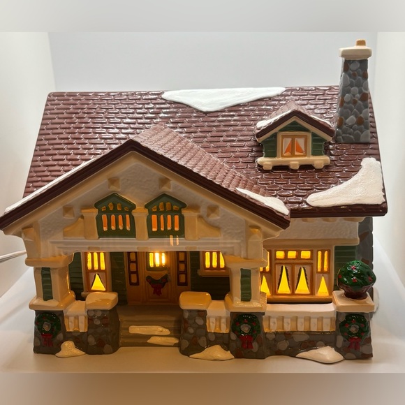 Department 56 Snow Village Craftsman's Cottage 54372 Original Foam No Box
